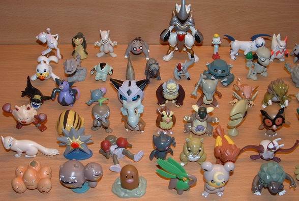 Plastic-Toys-Pokemon-Cartoons-Character-Toys-.jpg