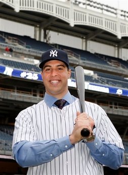 capt.2fa1e2081d404e758ca94cd3e911776b.yankees_teixeira_baseball_nyy113.jpg