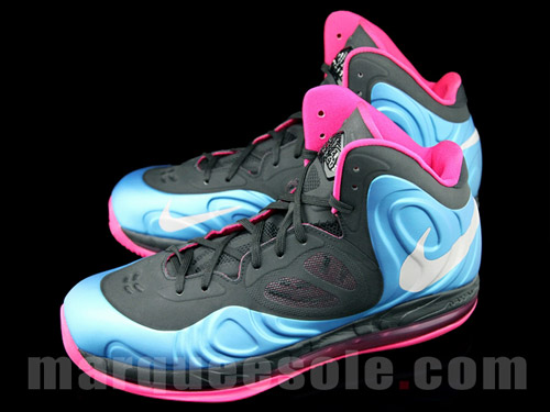 nike-air-max-hyperposite-blue-pink-2.jpg