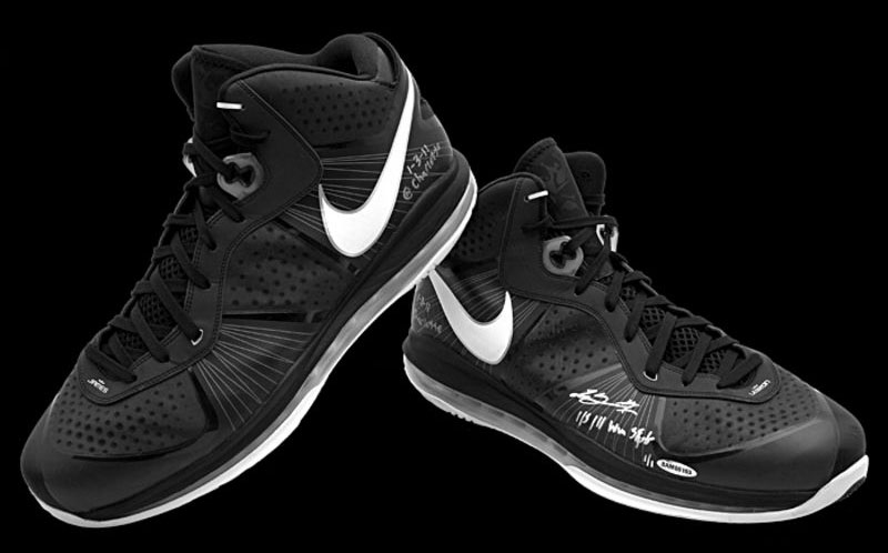 nike-lebron-8-v1-v2-black-white-pe.jpg