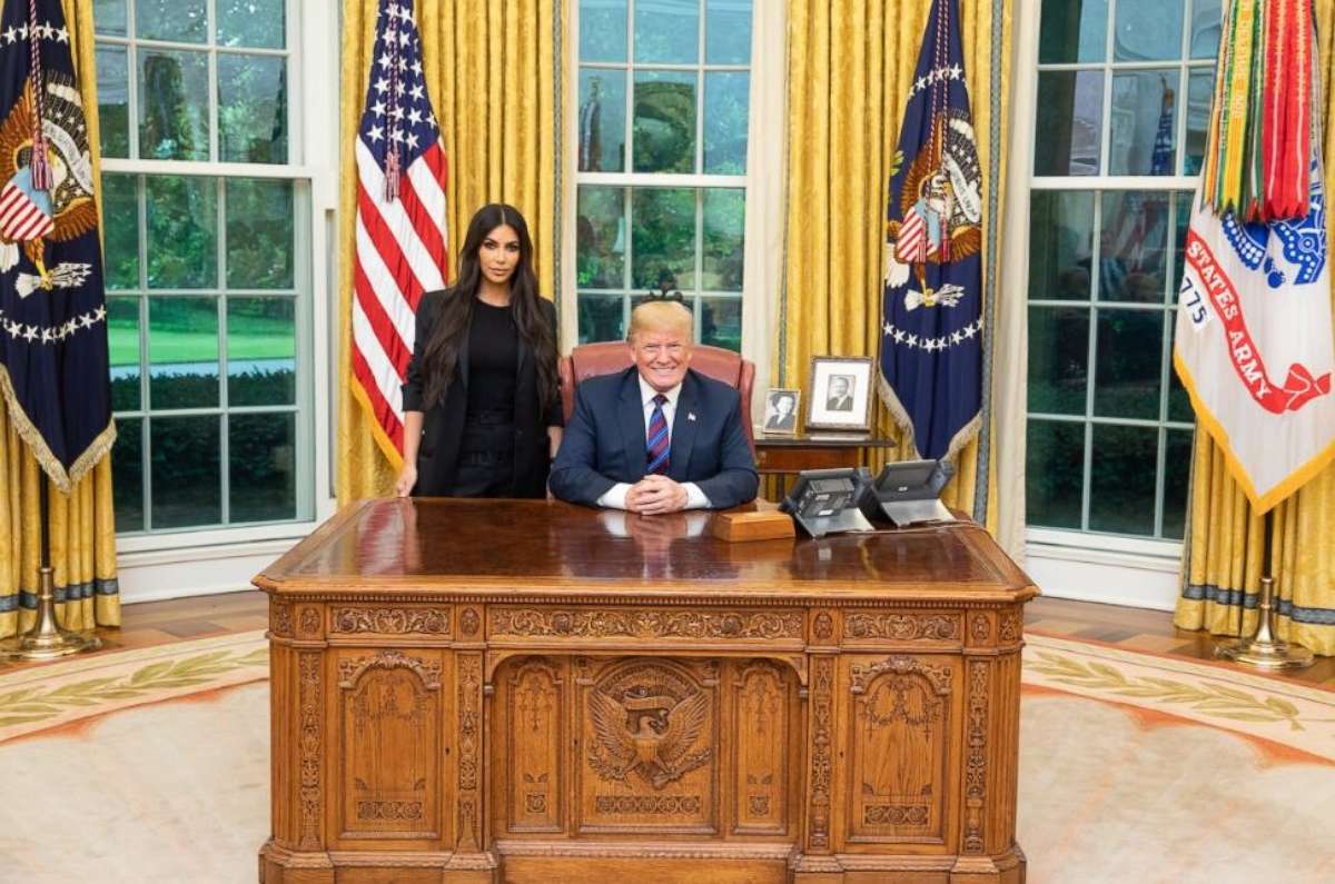 kardashian-trump-wh-ho-mo-20180731_hpMain.jpg