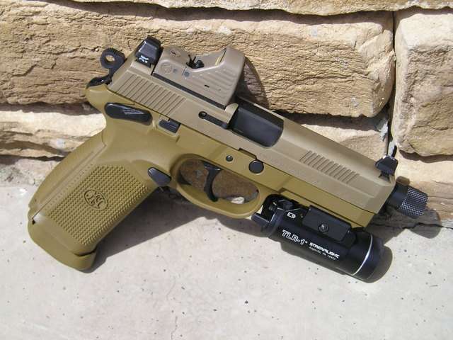 fnp45tactical002.jpg