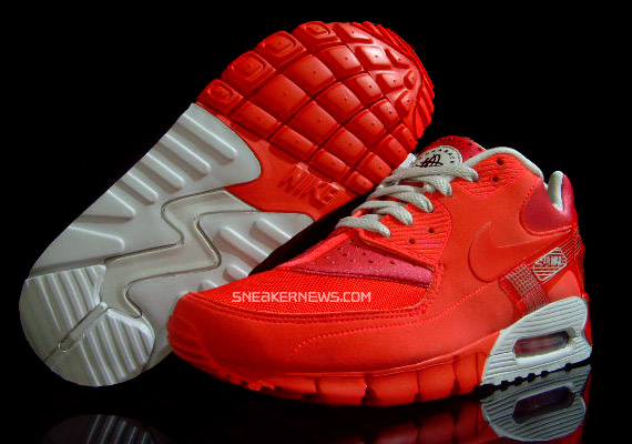 nike-air-max-90-current-huarache-red-white-august-092.jpg