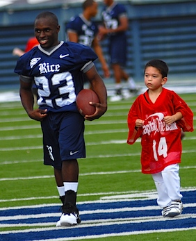 rice_walkon_packs_big_heart_into_college_footballs_smallest_frame.jpg