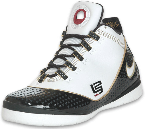 nike-zoom-soldier-2-remix-white-black-gold-1.jpg