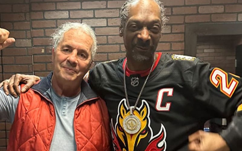 bret-hart-links-up-with-snoop-dogg-19.jpg