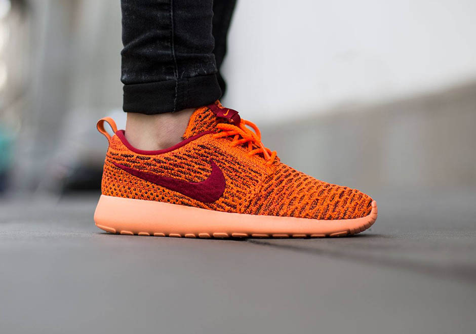 nike-flyknit-roshe-one-total-orange-gym-red-sunset-glow.jpg