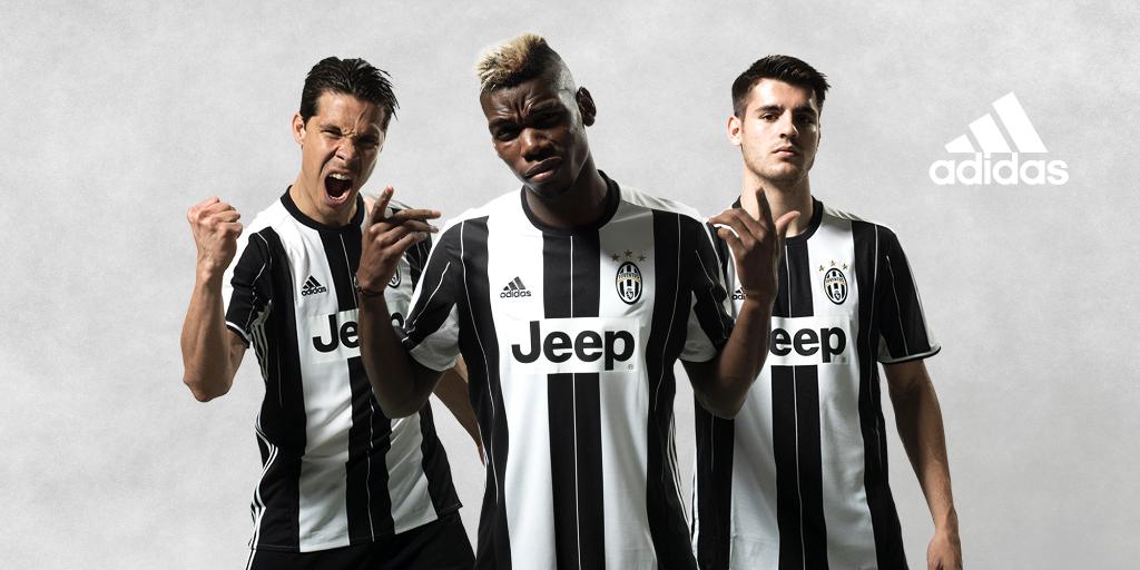 juventus-16-17-kit%2B%25282%2529.jpg