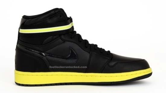 air_jordan_i%281%29_retro_high_strap_black_volt_yellow-4med.jpg