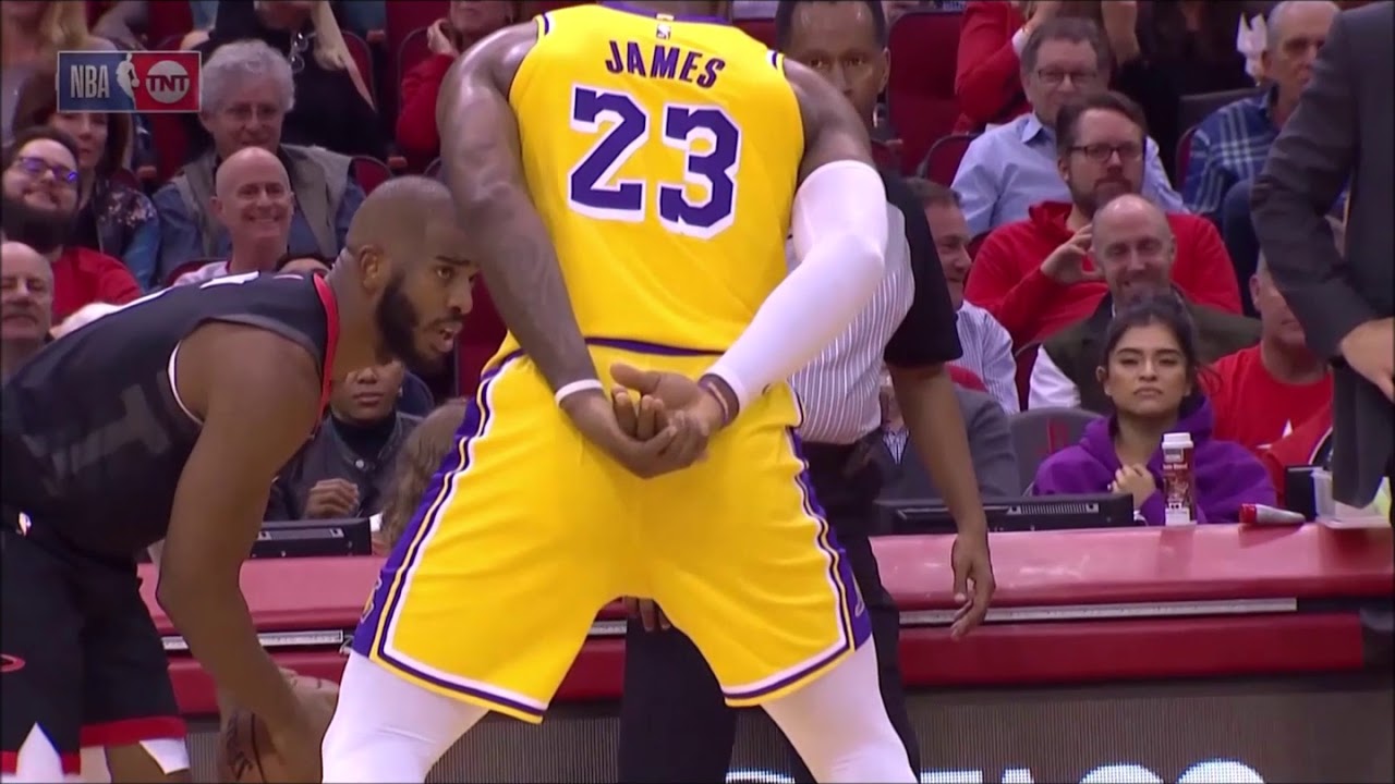 Why LeBron, Lakers played defense with arms behind backs vs. Rockets