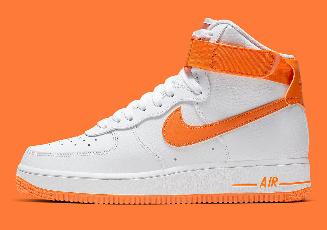 nike-air-force-1-high-334031_109-5.jpg