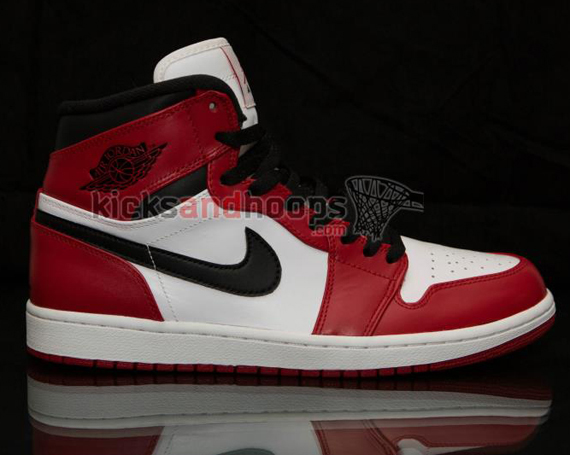 air-jordan-1-retro-2013-vs-1994-05.jpg