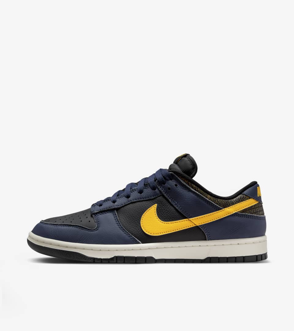 dunk-low-midnight-navy-and-tour-yellow-fz4014-010-release-date.jpg