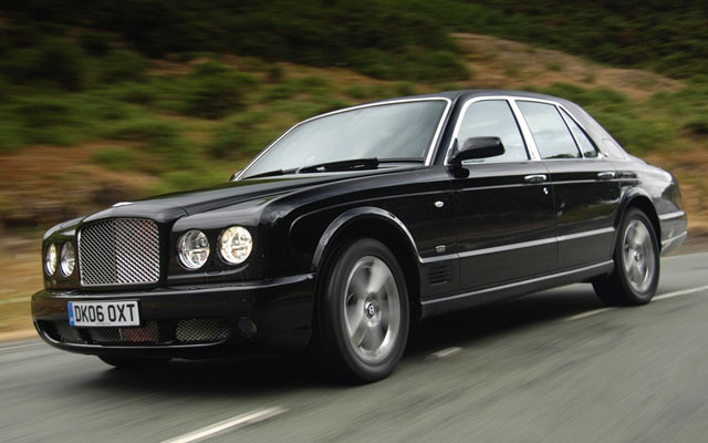 00195_2008_Bentley_Arnage.jpg