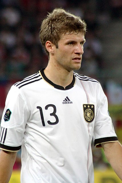 428px-Thomas_M%C3%BCller%2C_Germany_national_football_team_%2803%29.jpg