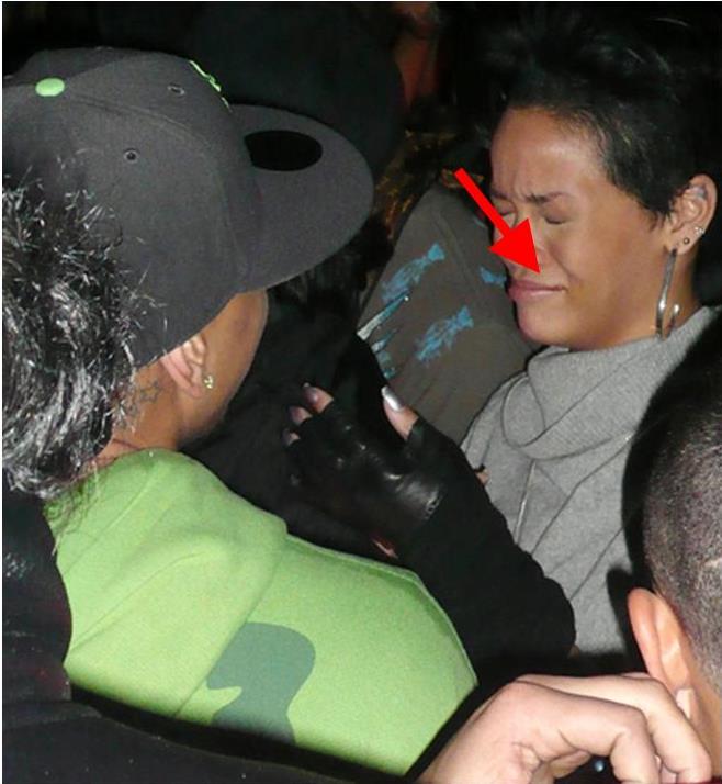 rihanna-herpes-1-12-09-9.jpg