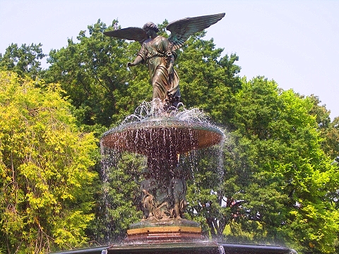 ny_central_park_angel_fountain_06_108.jpg