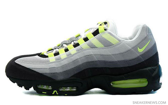 nike-air-max-95-cool-grey-neon-yellow-01.jpg