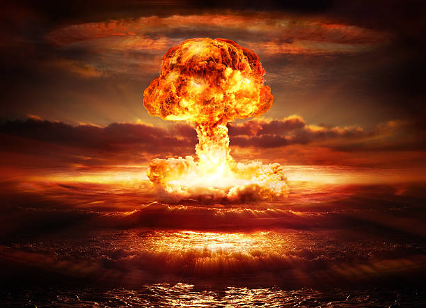 explosion-nuclear-bomb-in-ocean-picture-id470309868