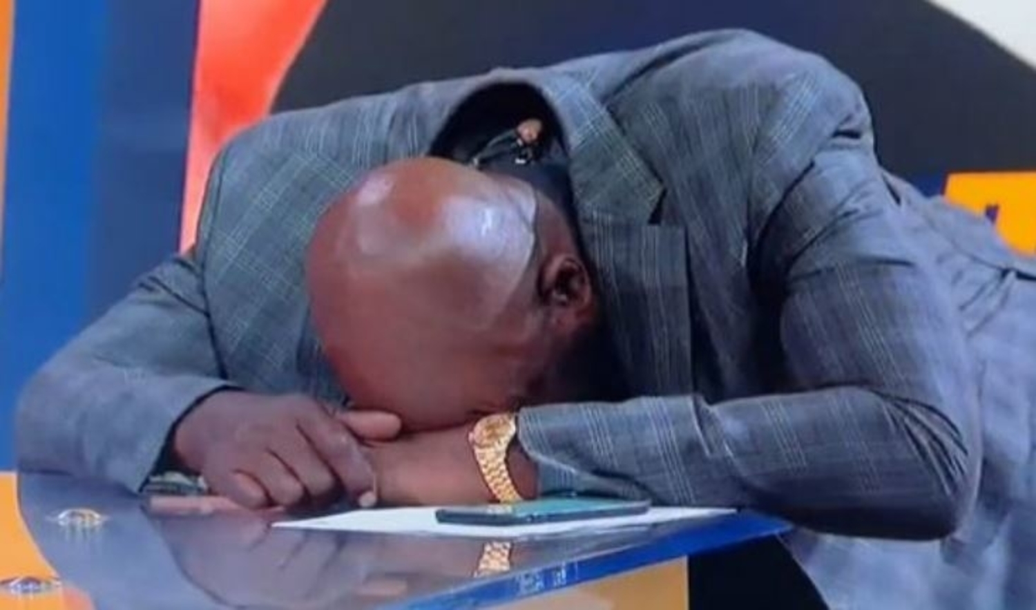 James Worthy got meme treatment for dejected reaction to Lakers' latest loss