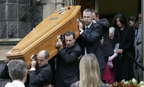 31996,xcitefun-keilar-casket-wideweb-470x285-0.jpg