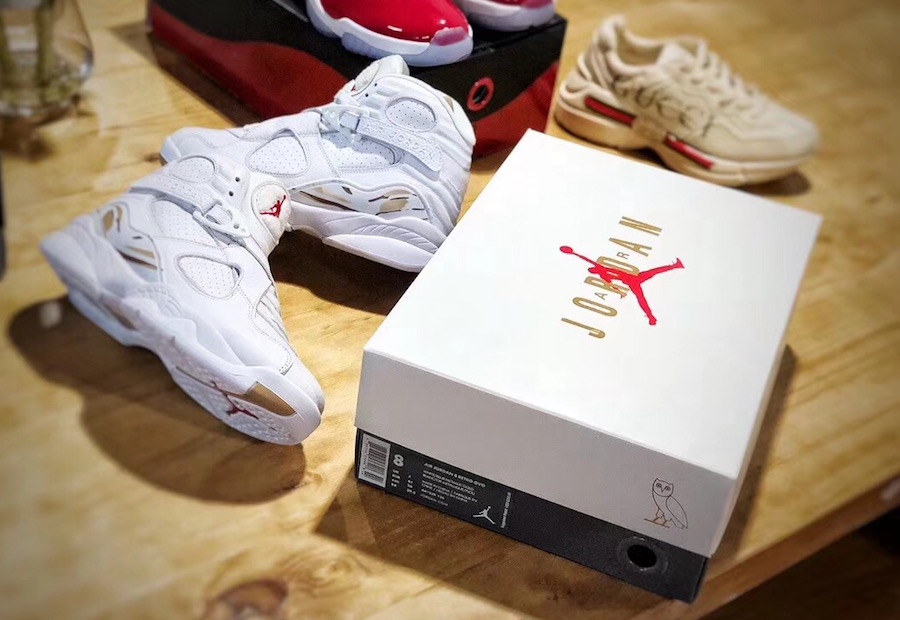 Drake-OVO-Air-Jordan-8-White-AA1239-135-2018-Retro-Box.jpg