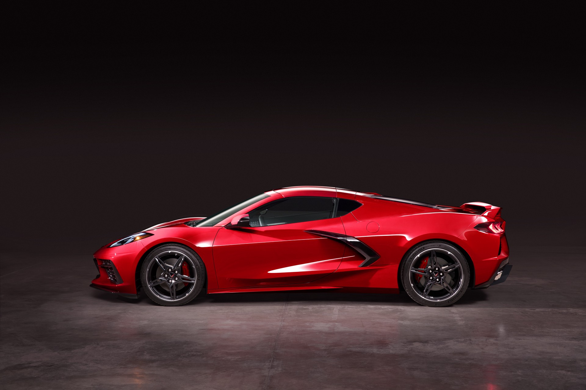 299de1a9-2020-corvette-c8-stingray-43.jpg