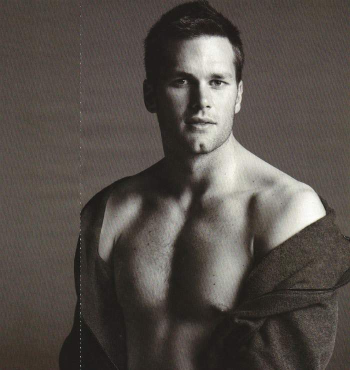 tom_brady_vman_091807.jpg