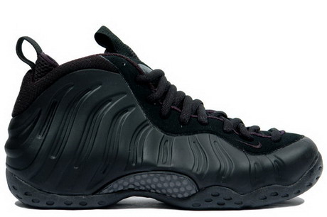 Foamposite+Black.jpg