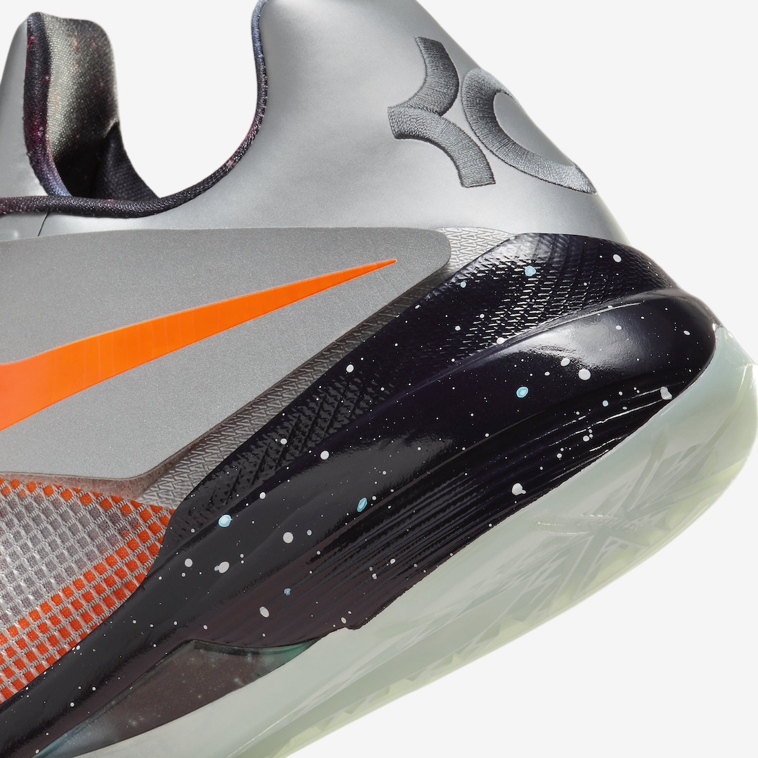 Nike-KD-4-Galaxy-2024-FD2635-001-7.jpeg