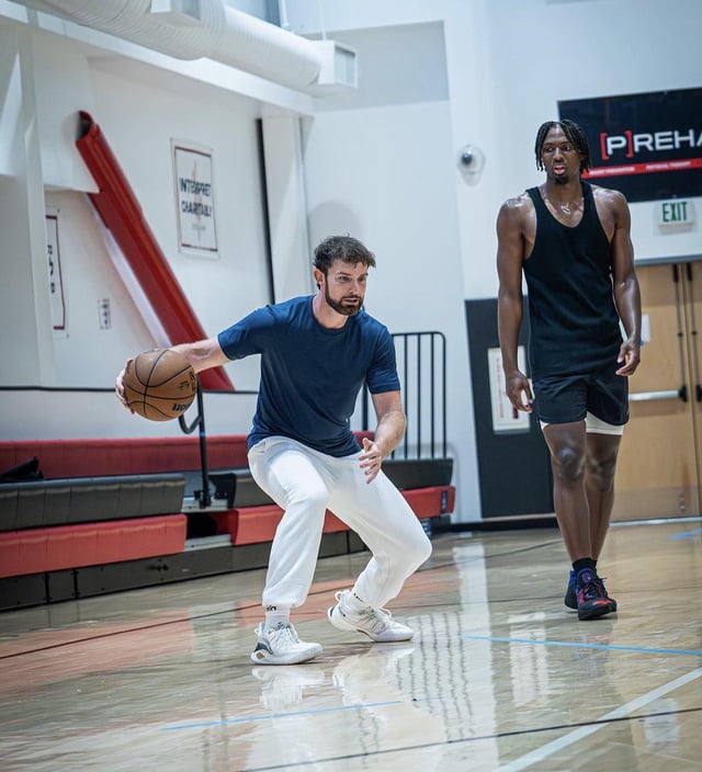 r/sixers - Tyrese Maxey is now working out with Hanlen. Legitimately big news