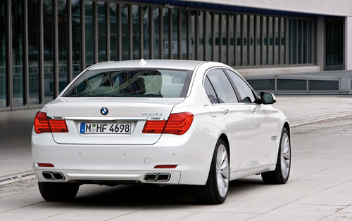 2010-bmw-760-2.jpg