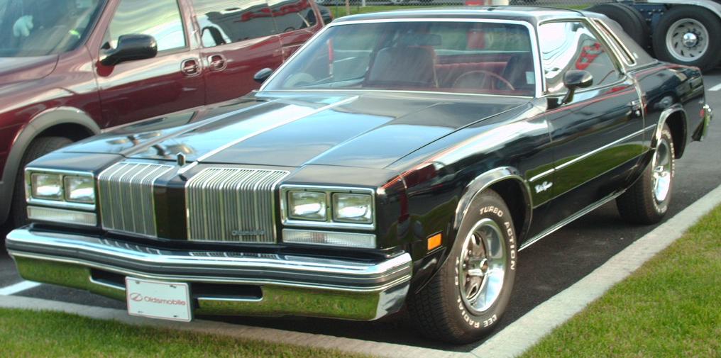 Oldsmobile_Cutlass_Supreme.jpg