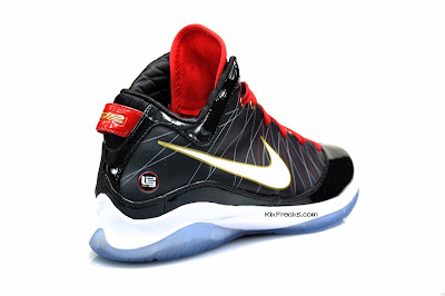 nike-lebron-7-ps-gr-black-white-red-3-03.jpg