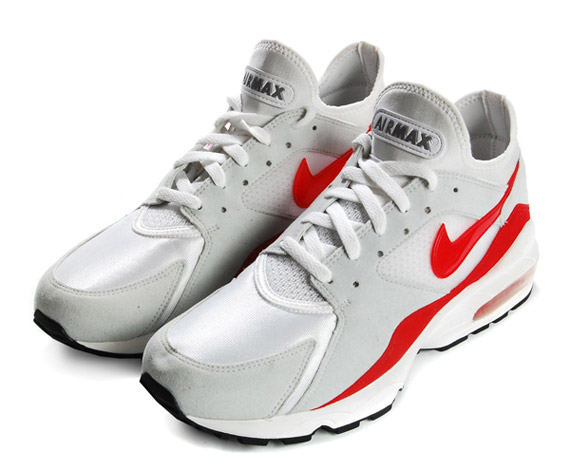 n_airmax_wht_red_02.jpg