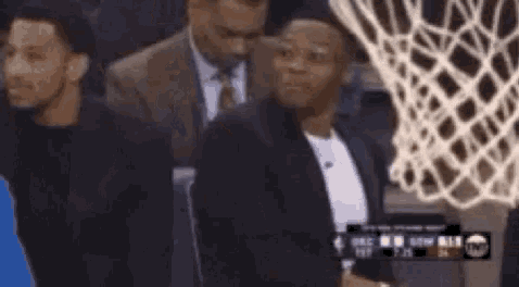 Russell Westbrook Hiding GIF - Russell Westbrook Hiding Eating - Discover &  Share GIFs