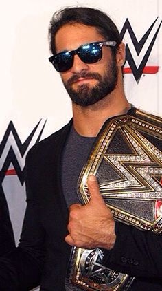 3640808ff9a833f79f38a7262f5321ca--wwe-wrestlers-seth-rollins.jpg