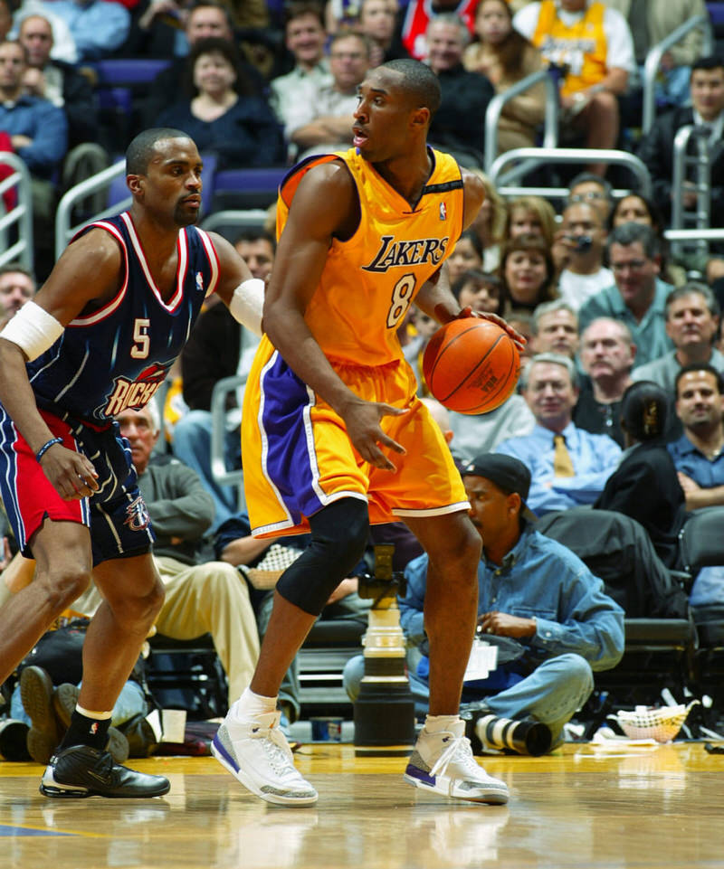 1-Kobe-AJ-III-PE-LEAD-PHOTO.jpg