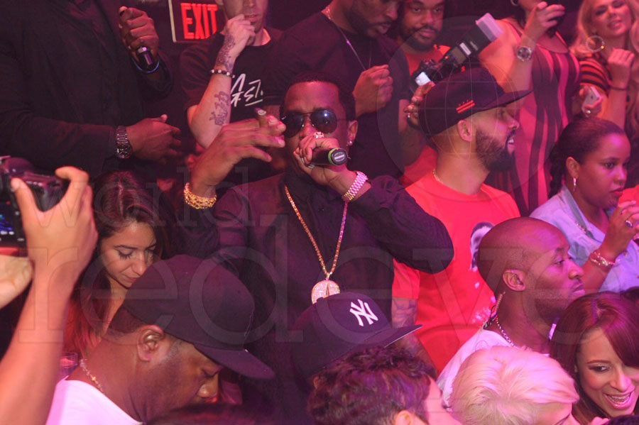 15-P-Diddy-LIVE5.jpg