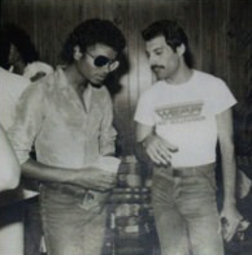 michael-jackson-and-freddie-mercury.jpg