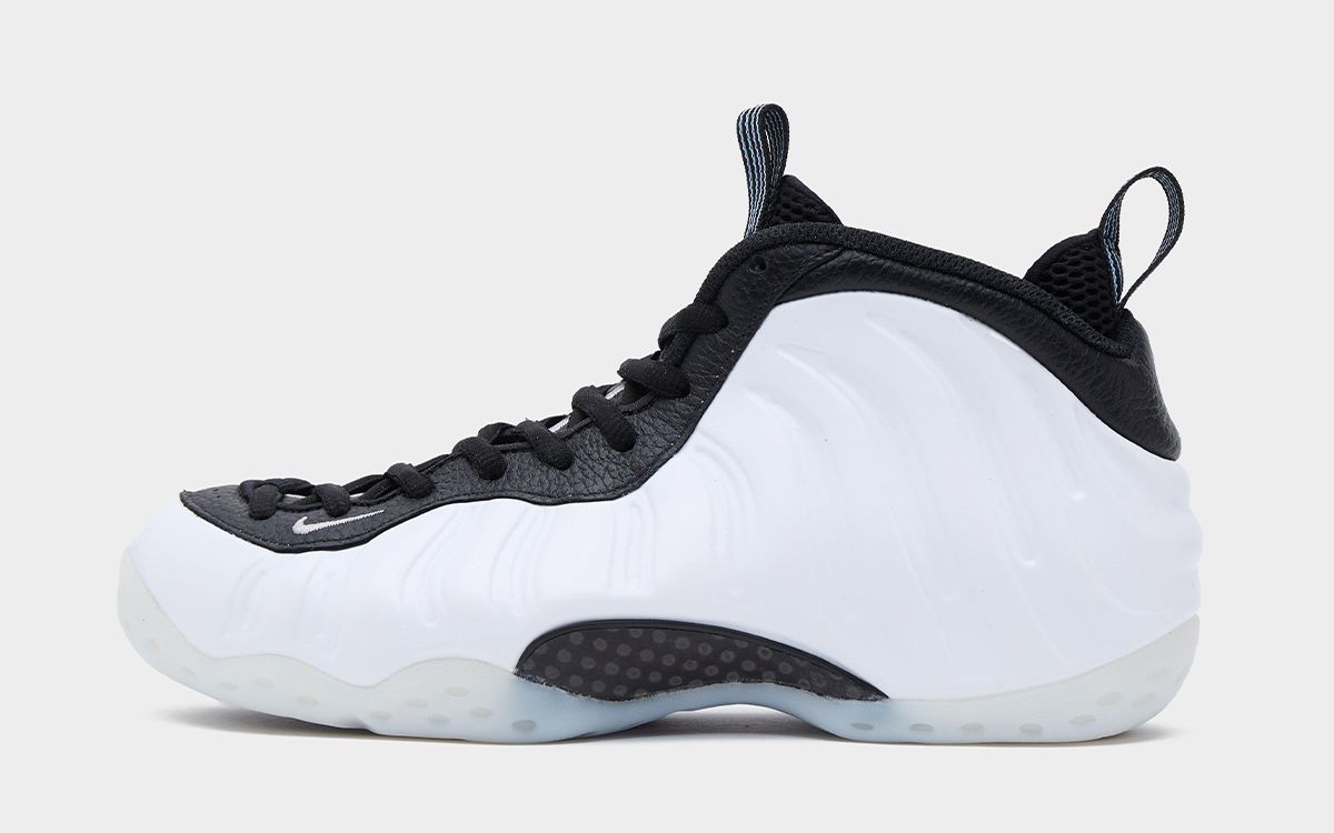 nike-air-foamposite-one-white-black-dv0815-100-release-date-2.jpg