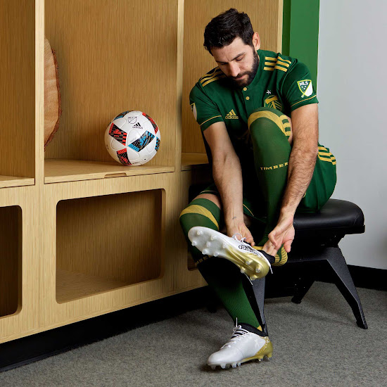 portland-timbers-2017-kit-2.jpg