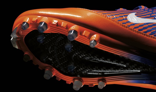 New_Boise_State_Nike_Pro_Combat_Uniforms_Cleat_Front.jpg