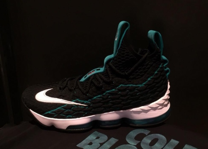 Nike-LeBron-15-Swingman-Griffey.jpg