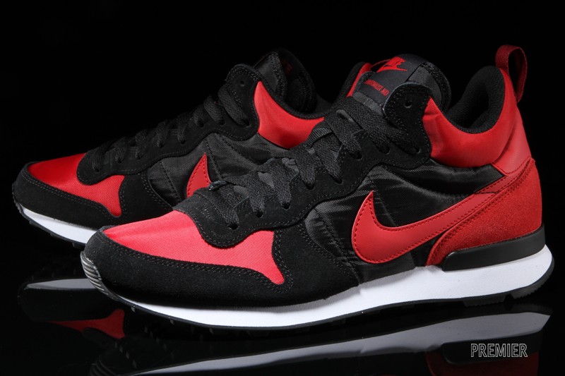 nike-internationlist-mid-bred-varsity-red-black.jpg