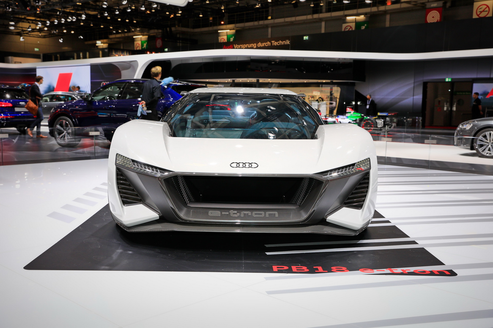 7a68127e-audi-pb18-etron-02.jpg