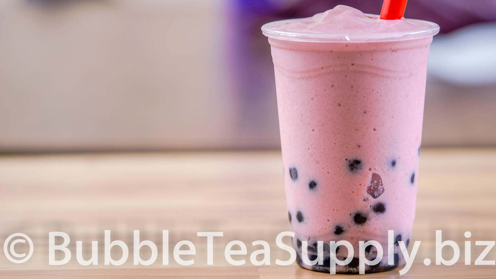 Strawberry-Banana-Smoothie-with-Boba-Tapioca-Pearls-1.jpg