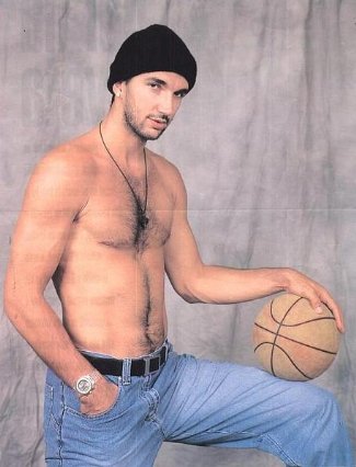 PEJA-STOJAKOVIC-shirtless-chest-hair.jpg