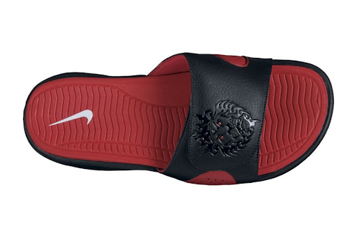 news_lebron-9-flip-flops-black-red-2.jpg