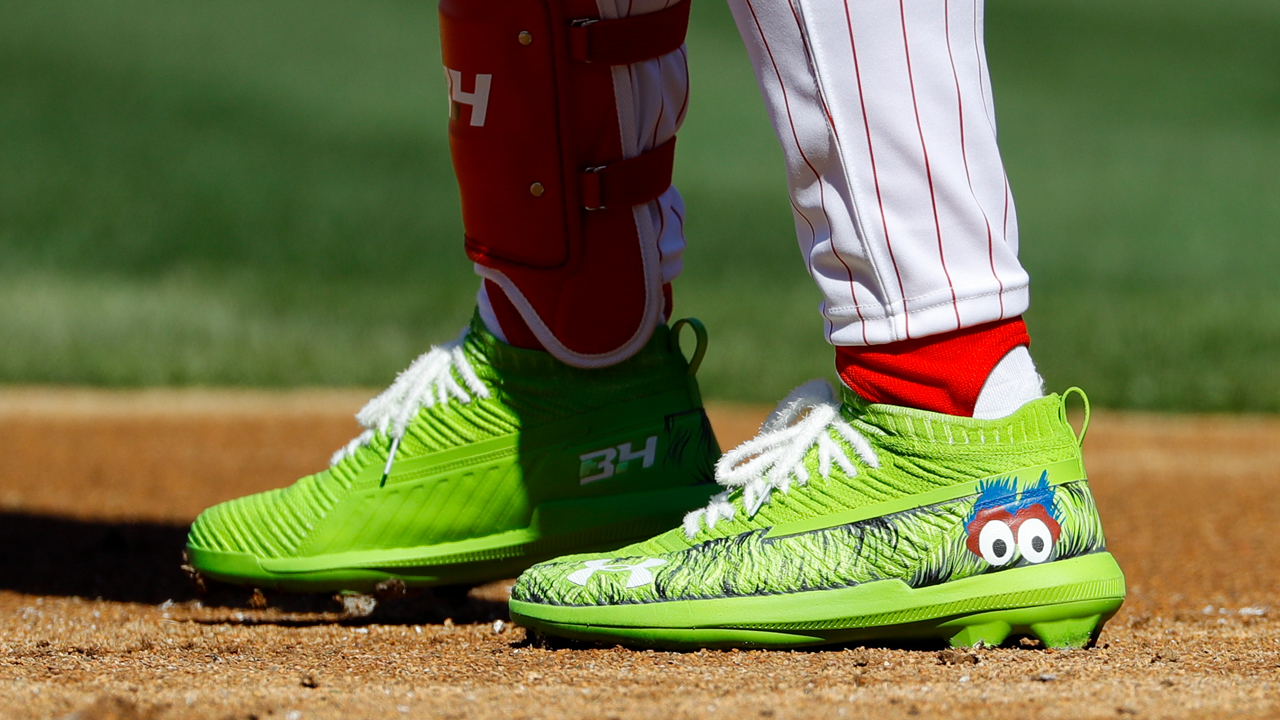 harper-cleats.jpg